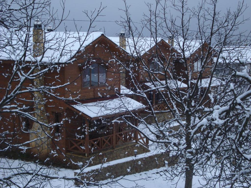Feggarognemata Suites Ано-Трикала Номер фото